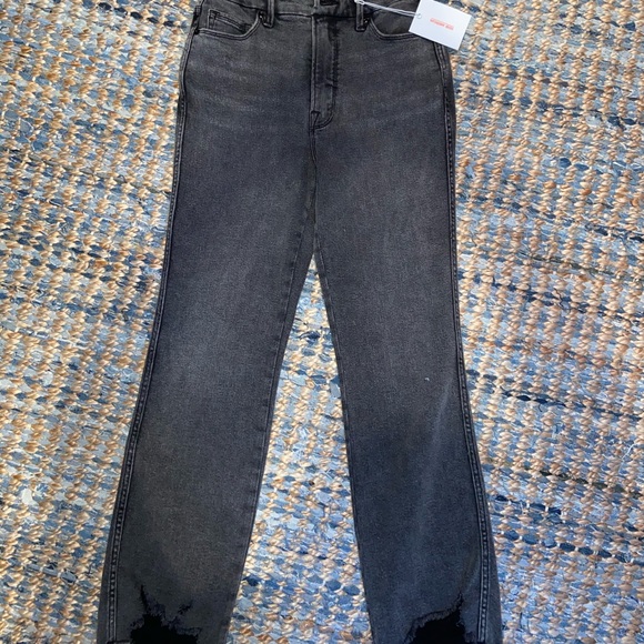 Good American Jeans - Picture 3 of 4